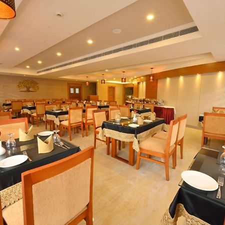 Hotel Kabani International Muvattupuzha Εξωτερικό φωτογραφία