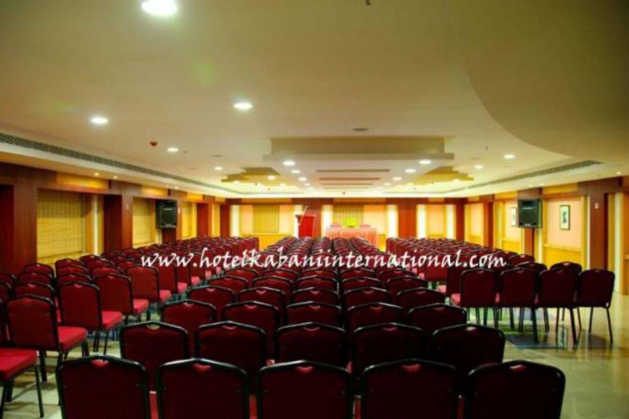 Hotel Kabani International Muvattupuzha Εξωτερικό φωτογραφία