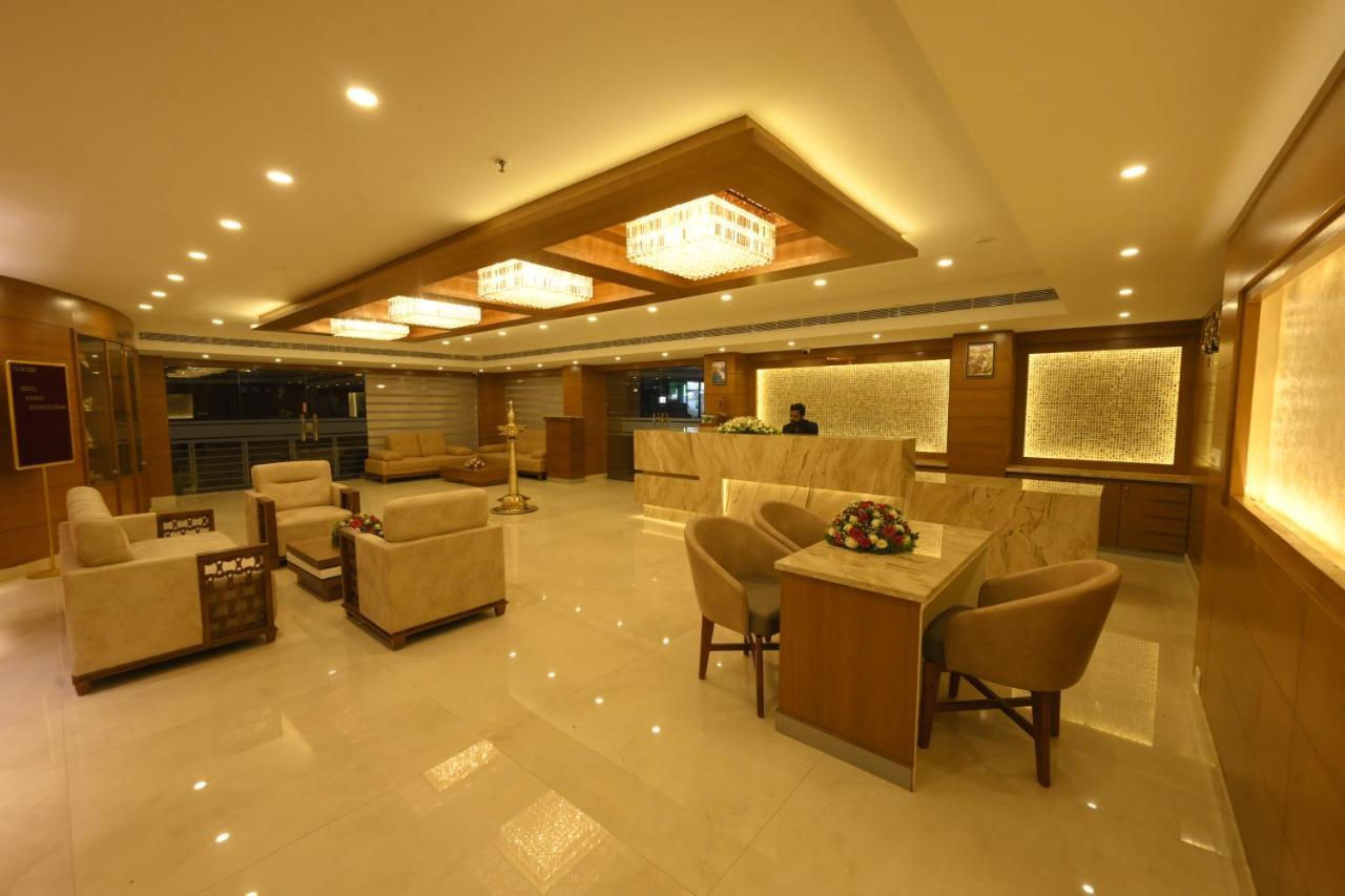 Hotel Kabani International Muvattupuzha Εξωτερικό φωτογραφία