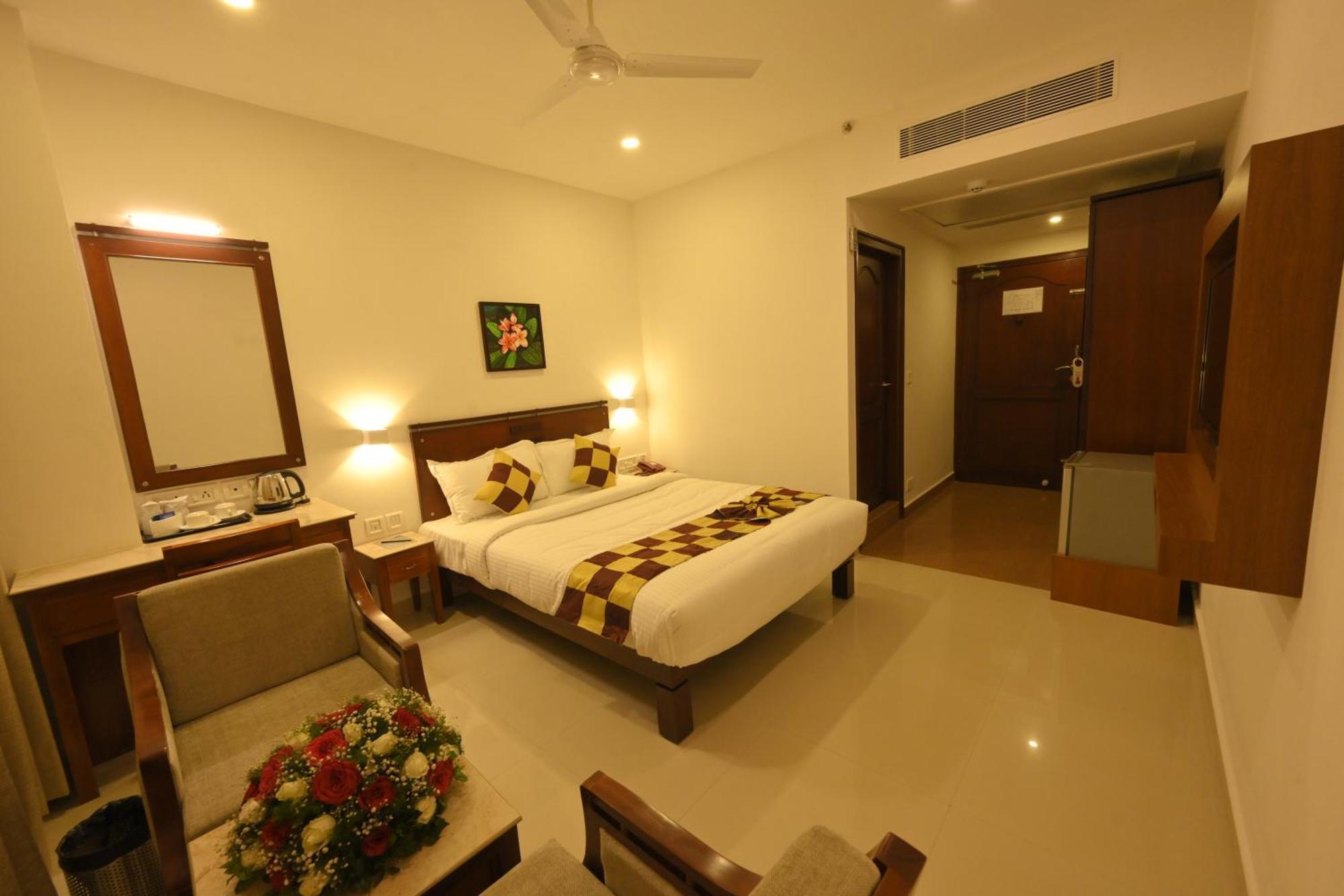 Hotel Kabani International Muvattupuzha Εξωτερικό φωτογραφία